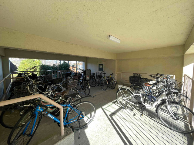 �����s�����؂R���ڂ̃}���V�����̂��̑�