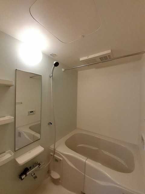 ��ʌ��������܎s��掭��܂S���ڂ̃}���V�����̃o�X