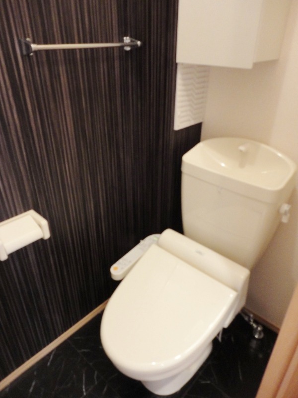 ��ʌ��������܎s��{��������P���ڂ̃A�p�[�g�̃g�C��