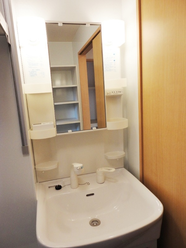 ��ʌ��������܎s��{��������P���ڂ̃A�p�[�g�̐��ʏ�