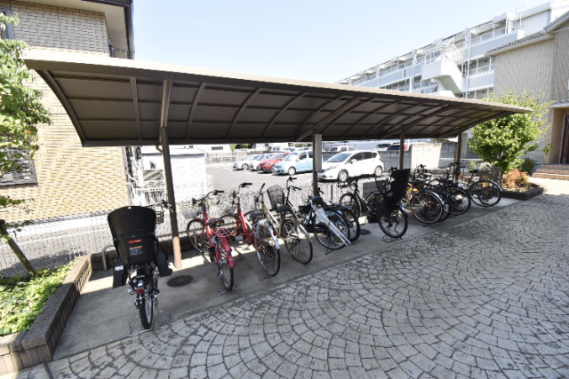 ��ʌ��������܎s��{��������P���ڂ̃A�p�[�g�̂��̑�