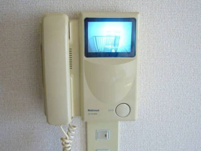 ��ʌ��k�����S�ɓޒ������P���ڂ̃A�p�[�g�̂��̑�