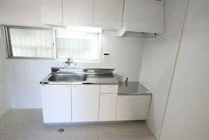 ��ʌ��z�J�s���]���Q���ڂ̃}���V�����̃L�b�`��