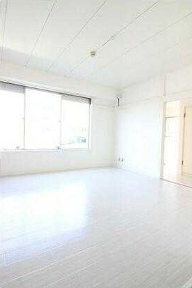 ��ʌ��z�J�s���]���Q���ڂ̃}���V�����̂��̑������E�X�y�[�X