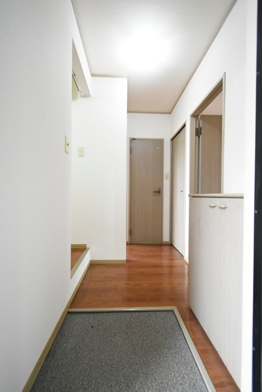 ��ʌ������s���W���ڂ̃A�p�[�g�̌���