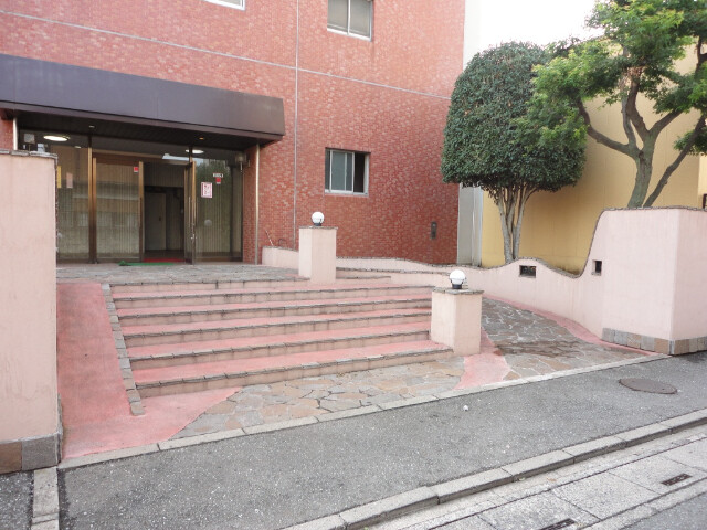 ��ʌ��������܎s��{��������P���ڂ̃}���V�����̃G���g�����X