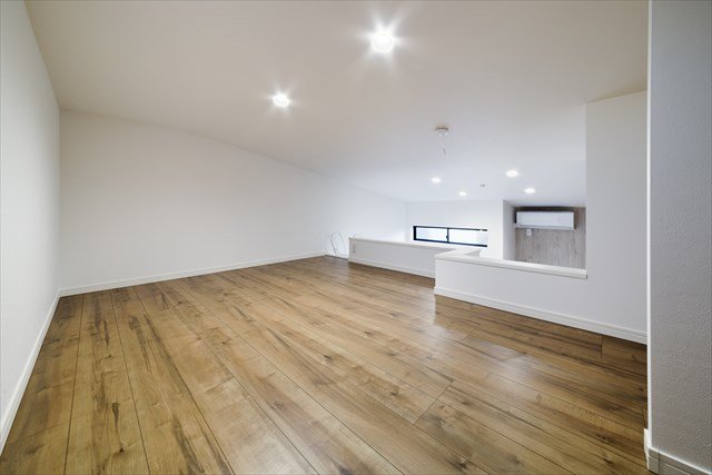 ��ʌ������s���]�P���ڂ̃A�p�[�g�̐Q��