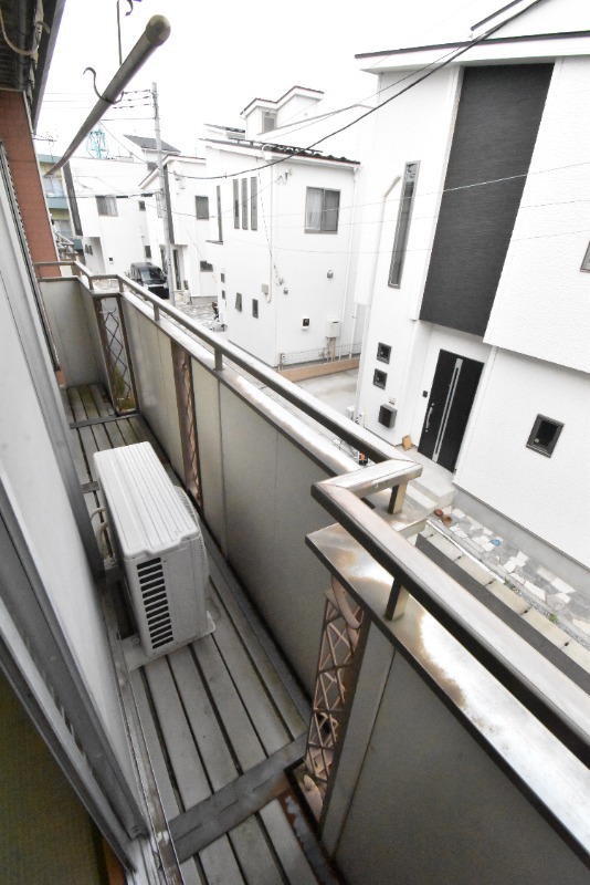 ��ʌ��������܎s������厚�쒆�ۂ̃A�p�[�g�̃o���R�j�[