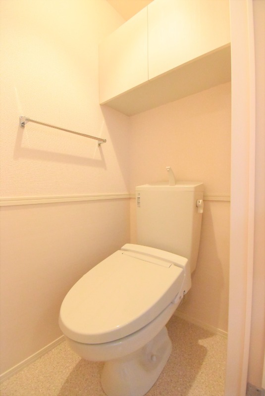 ��ʌ��z�J�s�ԎR���R���ڂ̃A�p�[�g�̃g�C��