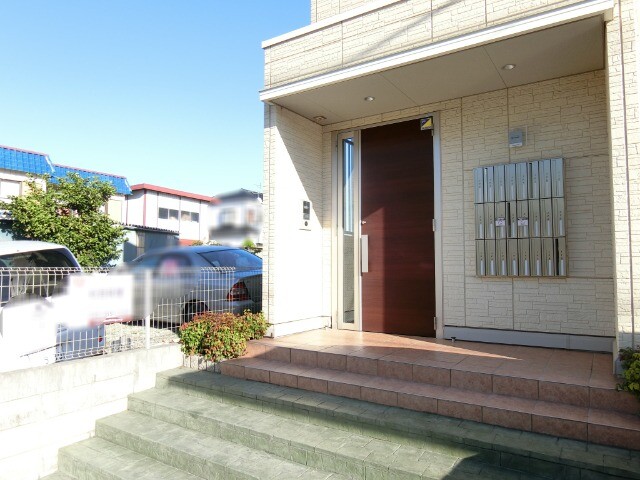 ��ʌ��z�J�s�ԎR���R���ڂ̃A�p�[�g�̃G���g�����X