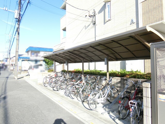 ��ʌ��z�J�s�ԎR���R���ڂ̃A�p�[�g�̂��̑�