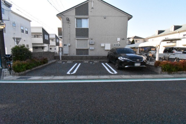 ��ʌ��������܎s�����擌��{�V���ڂ̃A�p�[�g�̒��ԏ�