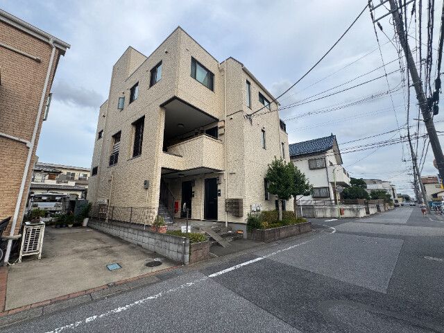 ��ʌ�����s������S���ڂ̃}���V�����̌����O��