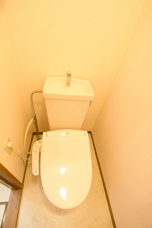 ��ʌ��������܎s������厚�쒆��̃A�p�[�g�̃g�C��