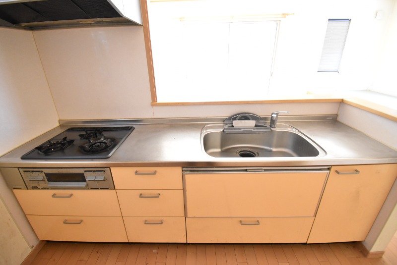 ��ʌ��z�J�s���͒��Q���ڂ̈�ˌ��ẴL�b�`��