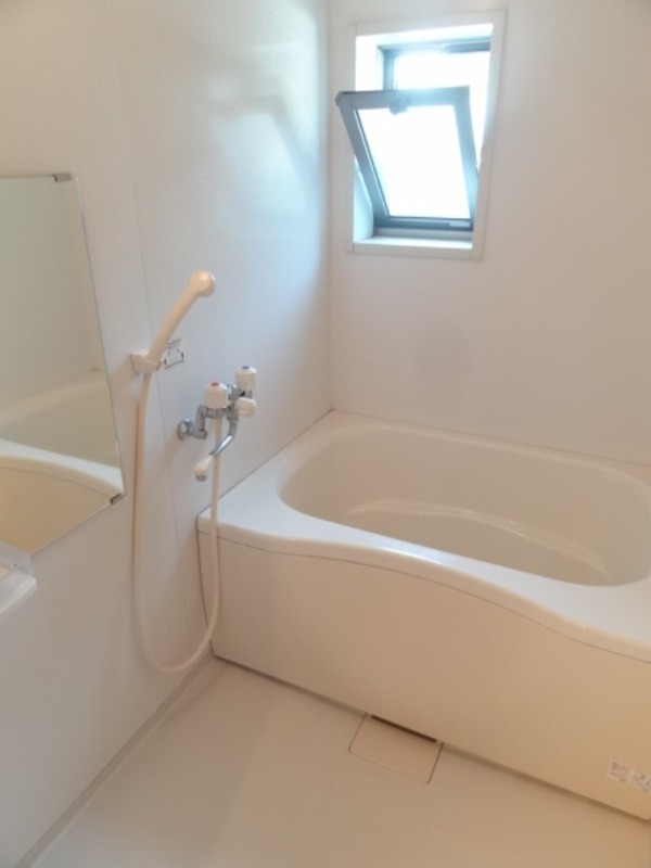 ��ʌ��������܎s��{��㏬���̃A�p�[�g�̃o�X