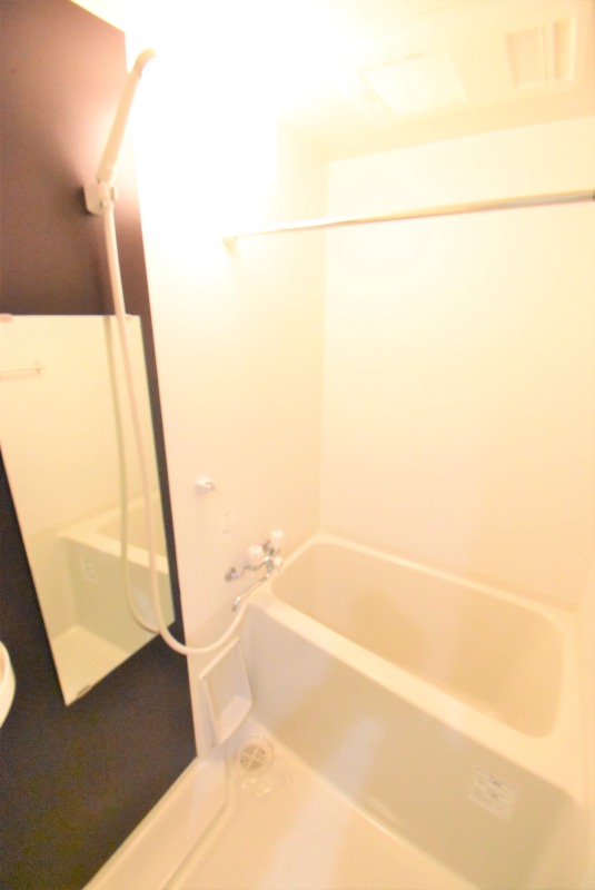 ��ʌ��������܎s�΋�厚���̃A�p�[�g�̃o�X