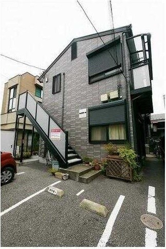 ��ʌ��������܎s��{��{���R���ڂ̃A�p�[�g�̌����O��