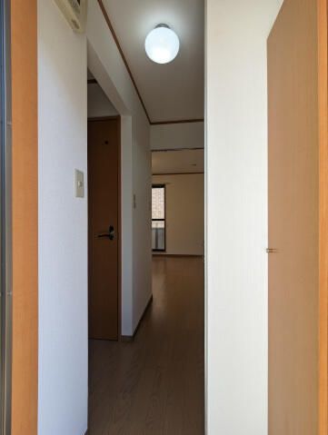 ��ʌ��������܎s��{��{���R���ڂ̃A�p�[�g�̋��ԁE���r���O