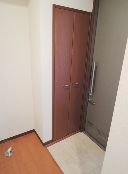 ��ʌ��������܎s��{��㏬���̃A�p�[�g�̌���