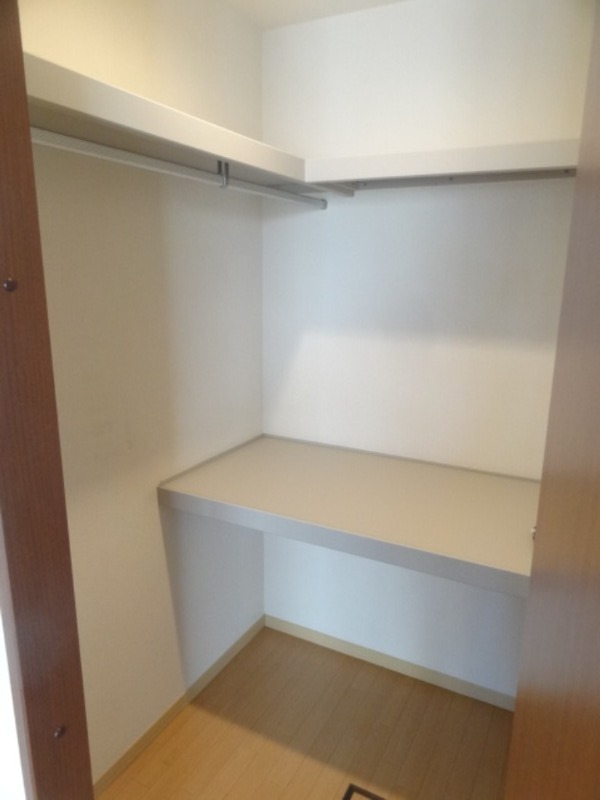 ��ʌ��������܎s��{��㏬���̃A�p�[�g�̎��[