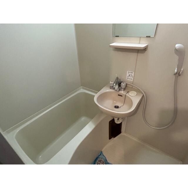 ��ʌ��t�����s�L���S���ڂ̃}���V�����̃o�X