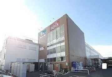 ��ʌ��t�����s�L���S���ڂ̃}���V�����̎���