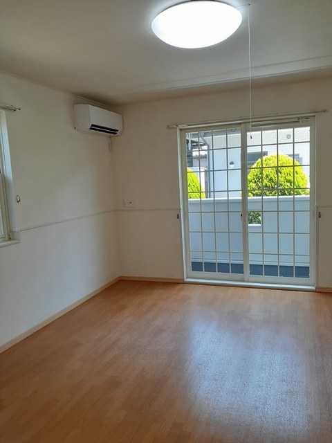 ��ʌ��������܎s��{��O���S���ڂ̃A�p�[�g�̋��ԁE���r���O