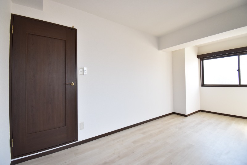 ��ʌ�����s������T���ڂ̃}���V�����̋��ԁE���r���O