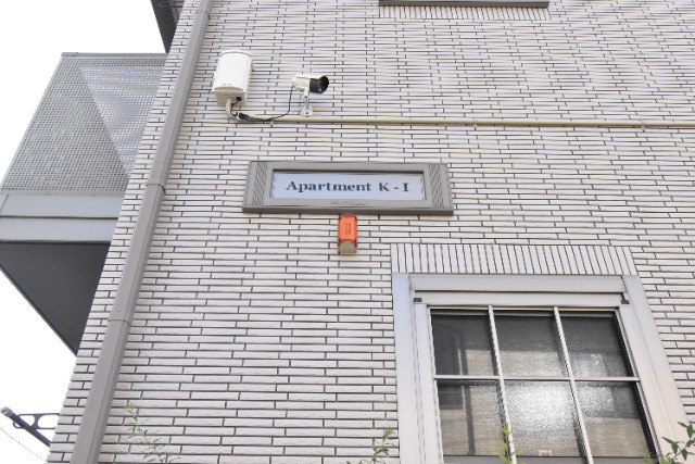 ��ʌ��������܎s��{��听���P���ڂ̃A�p�[�g�̎���