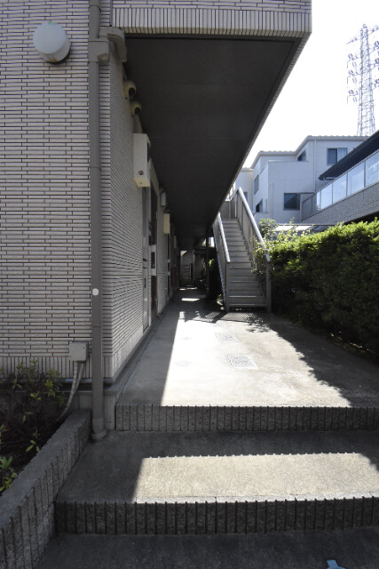 ��ʌ��������܎s��{��听���P���ڂ̃A�p�[�g�̃G���g�����X