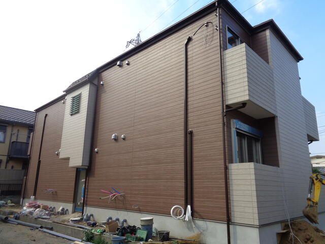 ��ʌ�����s�΋u�P���ڂ̃A�p�[�g�̌����O��