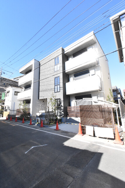 ��ʌ��������܎s�Y�a��j���J�R���ڂ̃}���V�����̌����O��