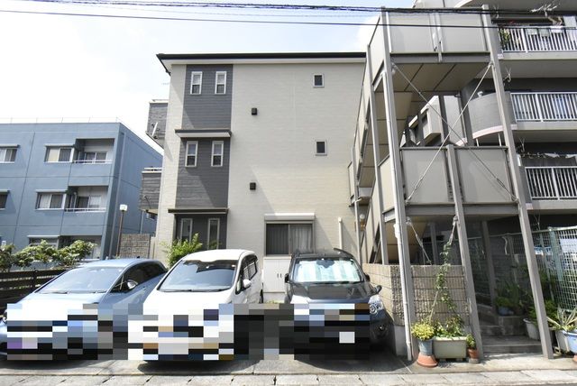 ��ʌ��z�J�s��z�J�T����4-25�̃A�p�[�g�̌����O��