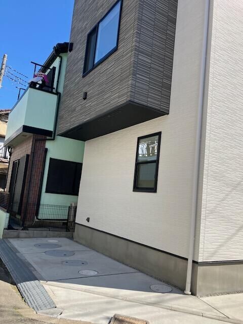 ��ʌ��z�J�s�J�����Q���ڂ̈�ˌ��Ă̒��ԏ�