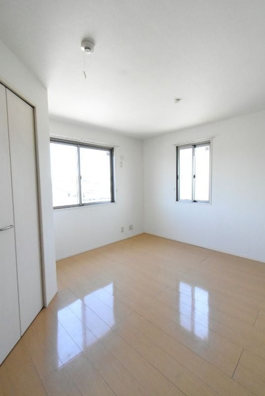 ��ʌ��������܎s�����攪���q�R���ڂ̃A�p�[�g�̂��̑������E�X�y�[�X