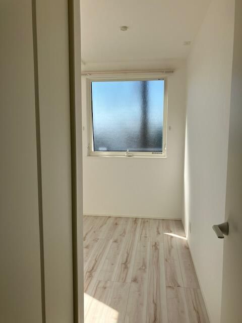 ��ʌ��z�J�s�J�����Q���ڂ̈�ˌ��Ă̂��̑��ݔ�