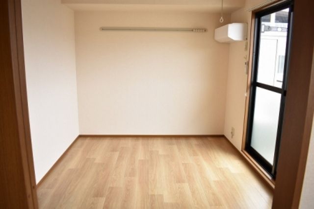 ��ʌ��������܎s������{�����T���ڂ̃A�p�[�g�̂��̑������E�X�y�[�X