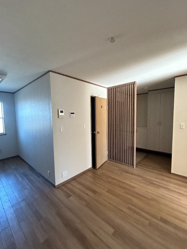 ��ʌ�����s�厚�����̃A�p�[�g�̋��ԁE���r���O