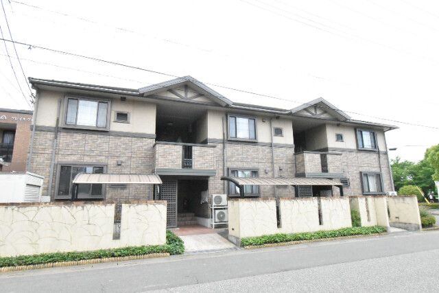 ��ʌ�����s�����Q����11-1�̃A�p�[�g�̌����O��