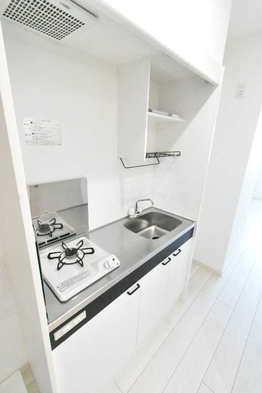 ��ʌ��������܎s���搼��{�Q���ڂ̃A�p�[�g�̃L�b�`��