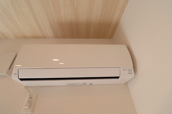 ��ʌ��z�J�s���̃A�p�[�g�̂��̑��ݔ�