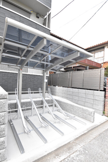 ��ʌ��z�J�s���̃A�p�[�g�̂��̑�