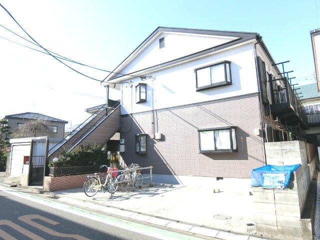 ��ʌ��������܎s�΋擌�Y�a�R����15-11�̃A�p�[�g�̌����O��