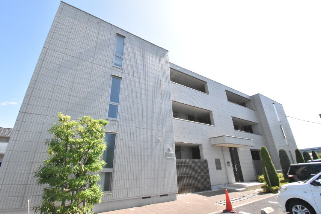 ��ʌ��������܎s���撆���R���ڂ̃}���V�����̌����O��