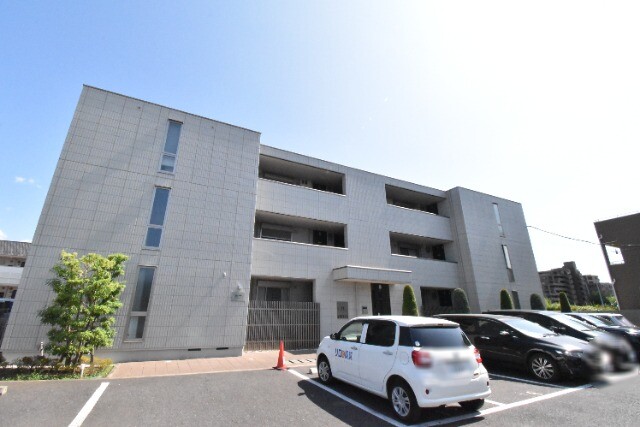 ��ʌ��������܎s���撆���R���ڂ̃}���V�����̌����O��