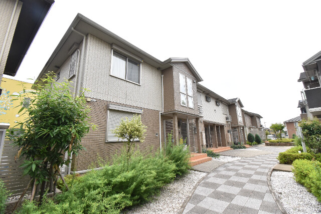 ��ʌ��������܎s����厚����{���̃A�p�[�g�̃G���g�����X