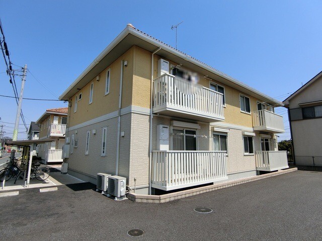 ��ʌ������s�������̃A�p�[�g�̌����O��