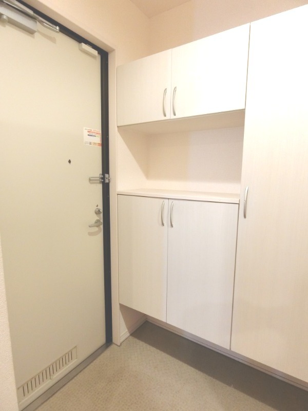 ��ʌ������s�������̃A�p�[�g�̌���