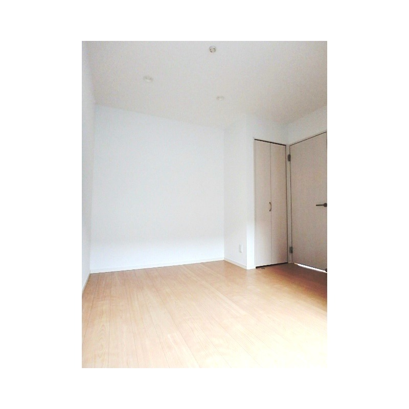 ��ʌ��������܎s�k����i���Q���ڂ̃A�p�[�g�̂��̑������E�X�y�[�X